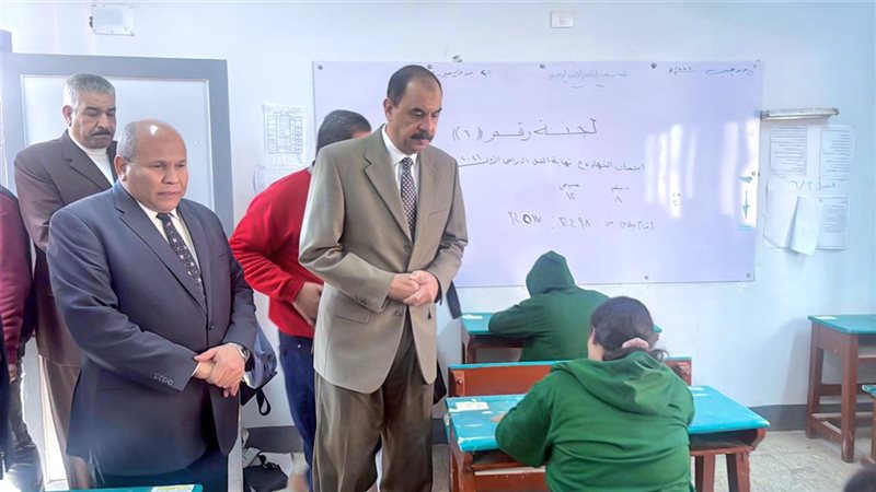 جانب من جولة محافظ