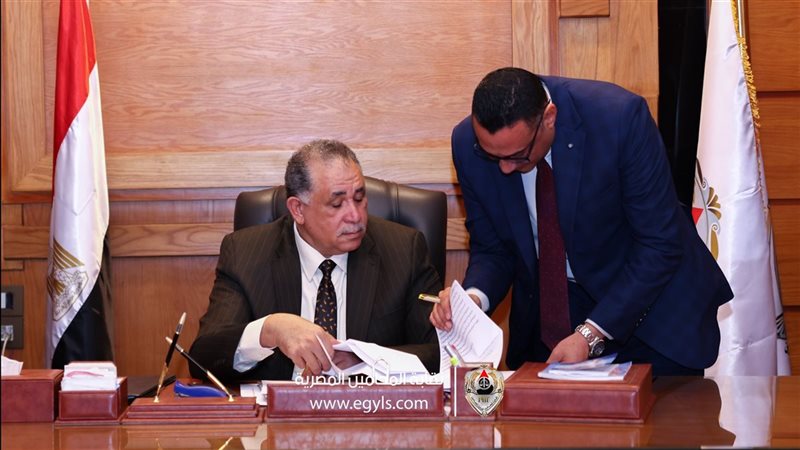 نقيب المحامين يتابع