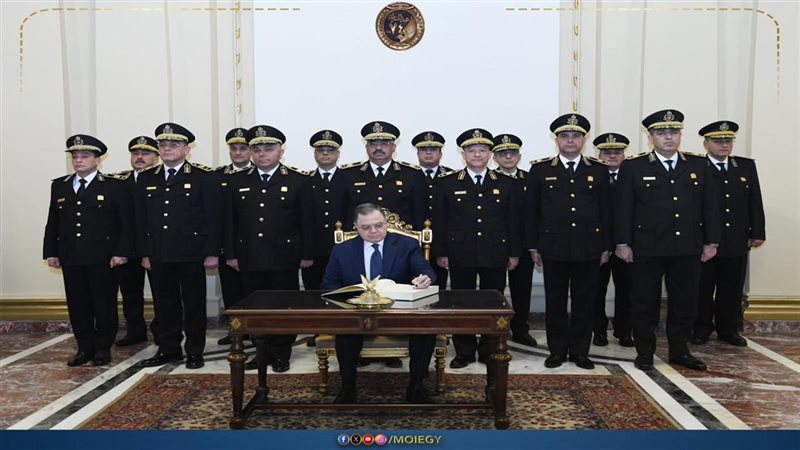 وزير الداخلية 