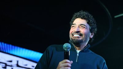 حميد الشاعري يشعل كايرو جاز بحفل «Sold Out» مفاجآت واحتفال خاص على المسرح