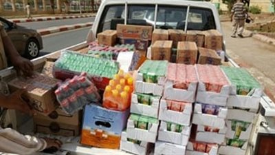 التموين يضبط مخزنًا سريًا بزفتى ويصادر مئات العبوات الغذائية الفاسدة