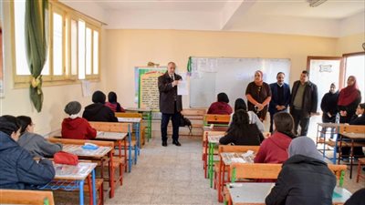 انتظام وهدوء لجان اللغة الإنجليزية فى ثانى أيام امتحانات الإعدادية ببورسعيد
