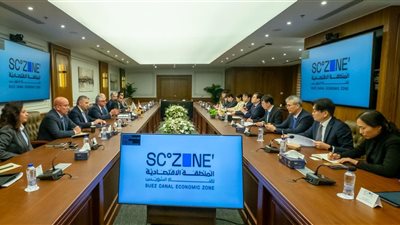 رئيس قناة السويس يلتقي وزيرالتجارة بكوريا الجنوبية لبحث التعاون المشترك