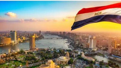 توقعات الدولار مقابل الجنيه حتى 2030 بين التفاؤل الحذر والسيناريوهات المتشائمة