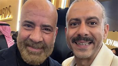 اللمبي الحقيقي والتقليد .. فيديو طريف بين محمد سعد ومحمد فراج في Joy Awards