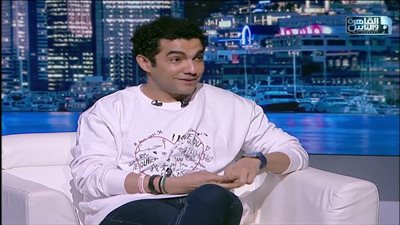 ميدو عادل: صور الأطفال مع الجمهور أصبحت جزءًا من العرض المسرحي