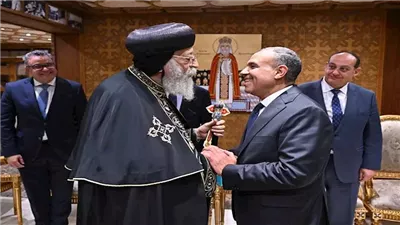 للاطمئنان على صحته.. وزير الخارجية يجرى إتصالاً بقداسة البابا تواضروس الثاني