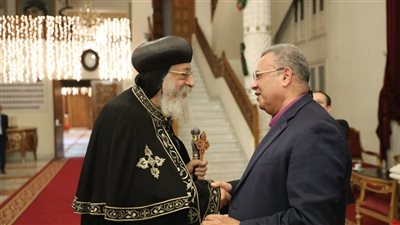 رئيس الطائفة الإنجيلية يتواصل مع البابا تواضروس الثاني للاطمئنان على صحته