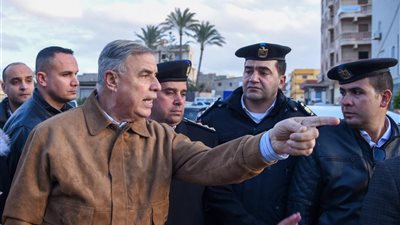 جولة ميدانية لمحافظ الإسكندرية لتسهيل حركة المرور عند الكيلو 21 بالعجمي