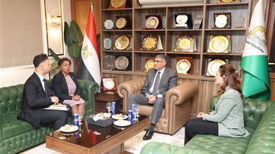 محافظ الجيزة يستقبل سفيرة جمهورية الدومينيكان في مصر لبحث سبل التعاون