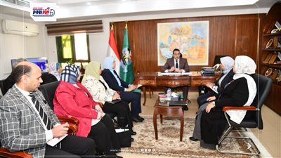 أطلقها معهد اليونسكو.. نائب محافظ الفيوم يناقش تنفيذ 