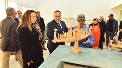 «خان الخليلي» في أسيوط.. إضافة نوعية للحرف التراثية وفرص العمل المستدامة