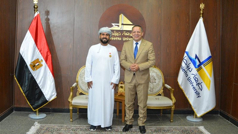 رئيس جامعة دمياط