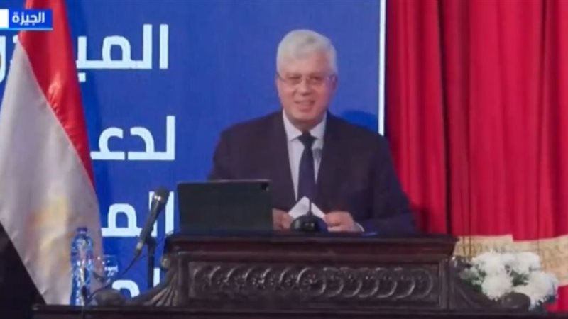 أيمن عاشور 