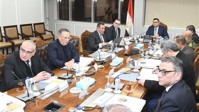 وزير الإسكان: يعتمد حزمة إجراءات لدعم الاستثمار السياحي وتسريع التخصيصات