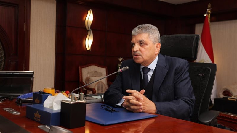 أسامة ربيع رئيس هيئة