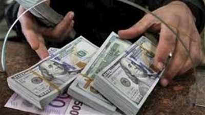 تحويلات المصريين بالخارج تقفز إلى 10.8 مليار دولار في 3 أشهر