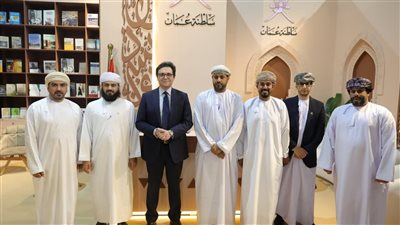 وزير الثقافة يتفقد معرض القاهرة الدولي للكتاب في دورته السابعة والخمسين 