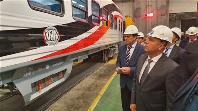 كامل الوزير يتابع انتظام العمل بمرافق النقل ويوجه بتقديم أفضل الخدمات 