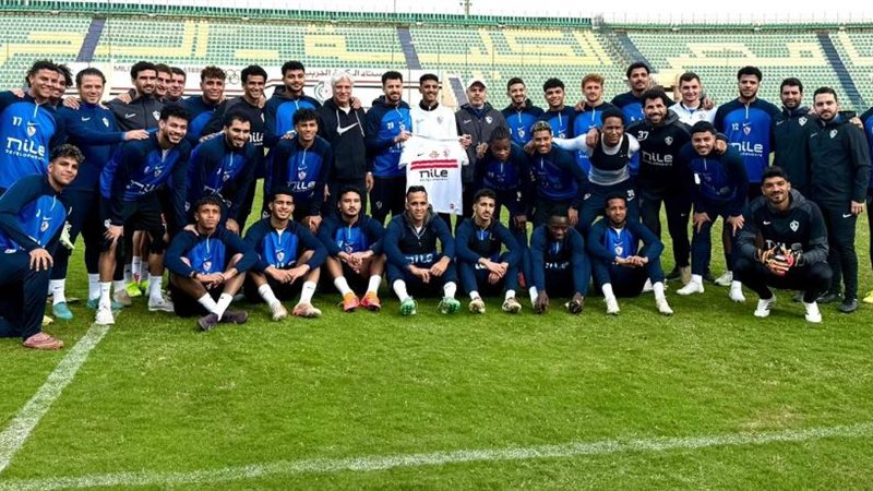 الزمالك يكرم مشجعه