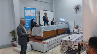 محافظ بنى سويف يثنى على جهود تدريب 12 ألف شاب وفتاة على الشمول المالى 