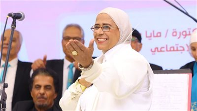 أول امرأة مايسترو.. إيمان الجنيدي تكشف عن لحظة تكريمها من انتصار السيسي| خاص