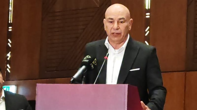 حسام حسن