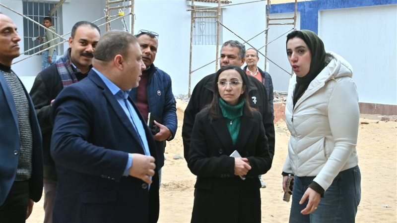 محافظ البحيرة تتفقد