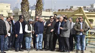 وزير الري يتفقد تطوير محطة رفع القنطرة غرب لزيادة ضخ المياه لبورسعيد