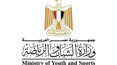 الفريق الطبي لوزارة الشباب والرياضة ينقذ حياة ولي أمر خلال إجراء كشف طبي