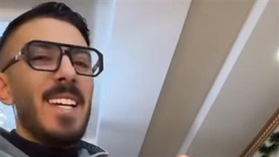 على ترند «خمسة خمسة».. أبو خالد يعلن ارتباطه من جديد بعد انفصاله عن أم أبنائه 