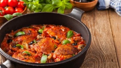 طريقة عمل صينية دجاج بصلصة البيتزا طعم مختلف لعشاق الوصفات السريعة
