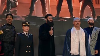 احتفال عيد الشرطة.. غناء نجوم الفن بحضور الرئيس السيسي والفنان محمد سالم