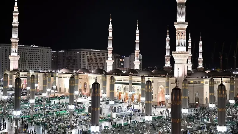  المسجد النبوي