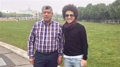 بصورة مع وزير الداخلية السابق.. أحمد عبد القادر ميدو يحتفل بعيد الشرطة 