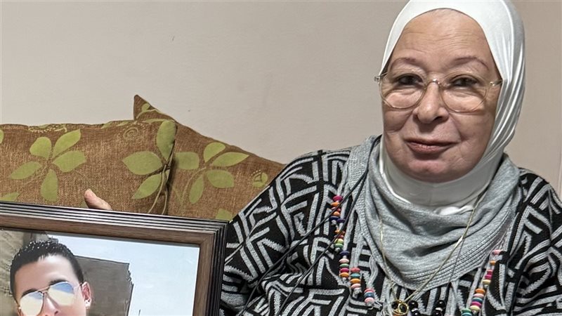 والدة الشهيد مؤمن