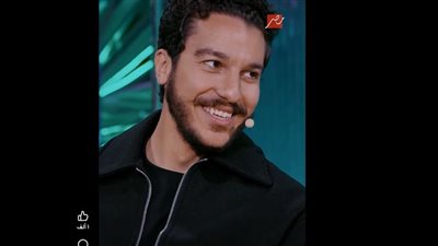 «لسه بدور».. الفنان نور النبوي يكشف عن أول «ديت» له 