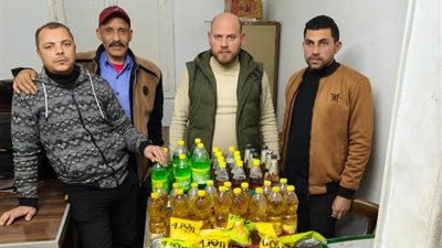 ضبط سلع مجهولة المصدر وأخرى منتهية الصلاحية وتحرير محاضر لمستودعات بنى في سويف