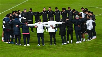 الزمالك يكشف حقيقة تحول لاعبه إلى بائع بسبب الأزمة المالية