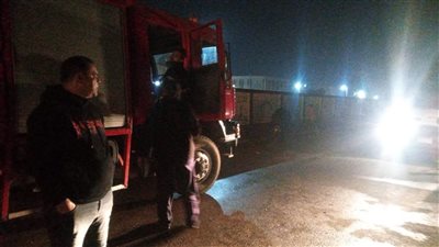 السيطرة على حريق بجوار شريط السكة الحديد بمنوف في المنوفية