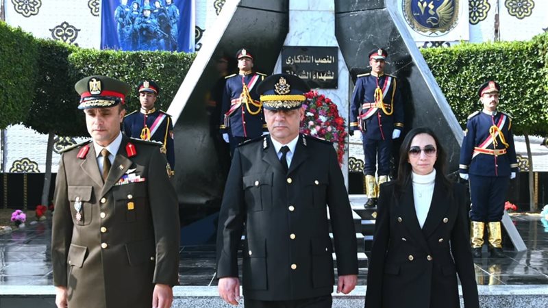 في عيد الشرطة الـ74