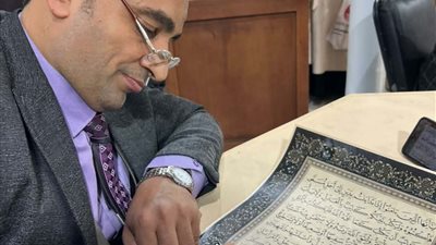 جناح الأزهر بمعرض الكتاب يفتح آفاق الإبداع.. فن مستدام وخط عربي لتعزيز الهوية 