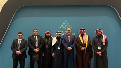وزير العمل يعقد اجتماعًا مع قيادات شركة «تكامل» السعودية