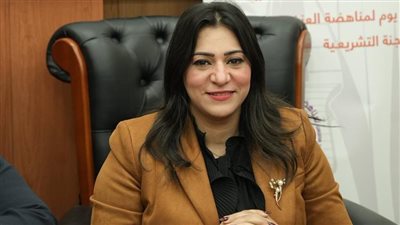 المستشارة مي مروان: سيدات 