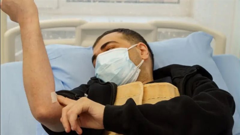 الشاب الكازاخستاني