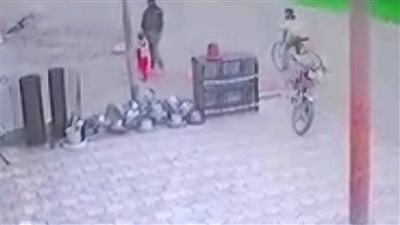المنوفية: الأهالي يحبطون محاولة خطف طفل على يد شخص مهتز نفسيًا