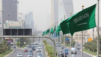 توقعات طقس السعودية اليوم.. رياح نشطة وأتربة وأمطار متوقعة