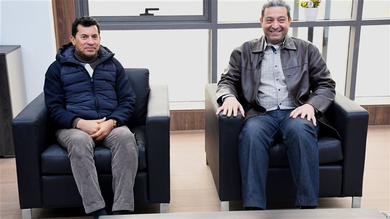 أشرف صبحي