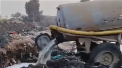 كارثة بيئية تهدد قرية «حلابة» بقليوب.. الأهالي يطالبون بوقف فوضى جرارات الكسح