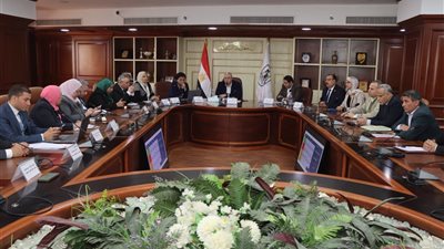محافظ بني سويف: المواطن شريك أساسي في مواجهة الزيادة السكانية